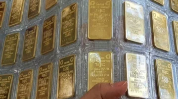 تراجع حاد.. أسعار سبائك الذهب SJC تفقد 3 ملايين دونغ فيتنامي للأونصة